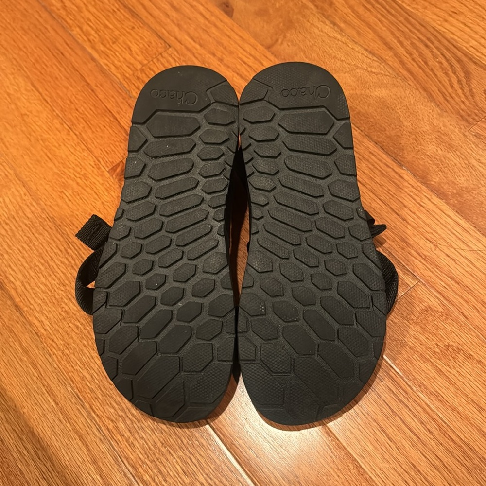 Sandals - Picture 3 of 4